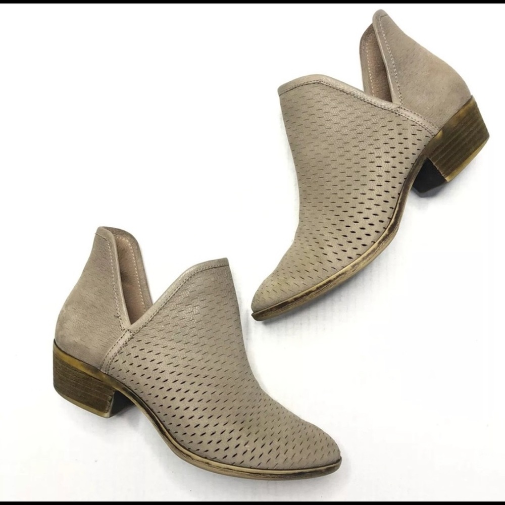 Lucky Brand Baley ankle boots